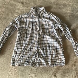 Kids size 8 Bella Bliss blue, green peach long sleeve dress shirt good condition